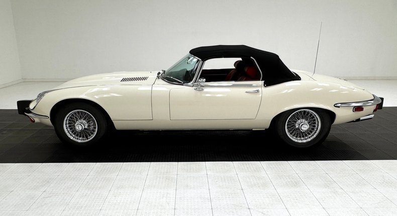 Cabriolet in Morgantown, United States 3 - 18089265