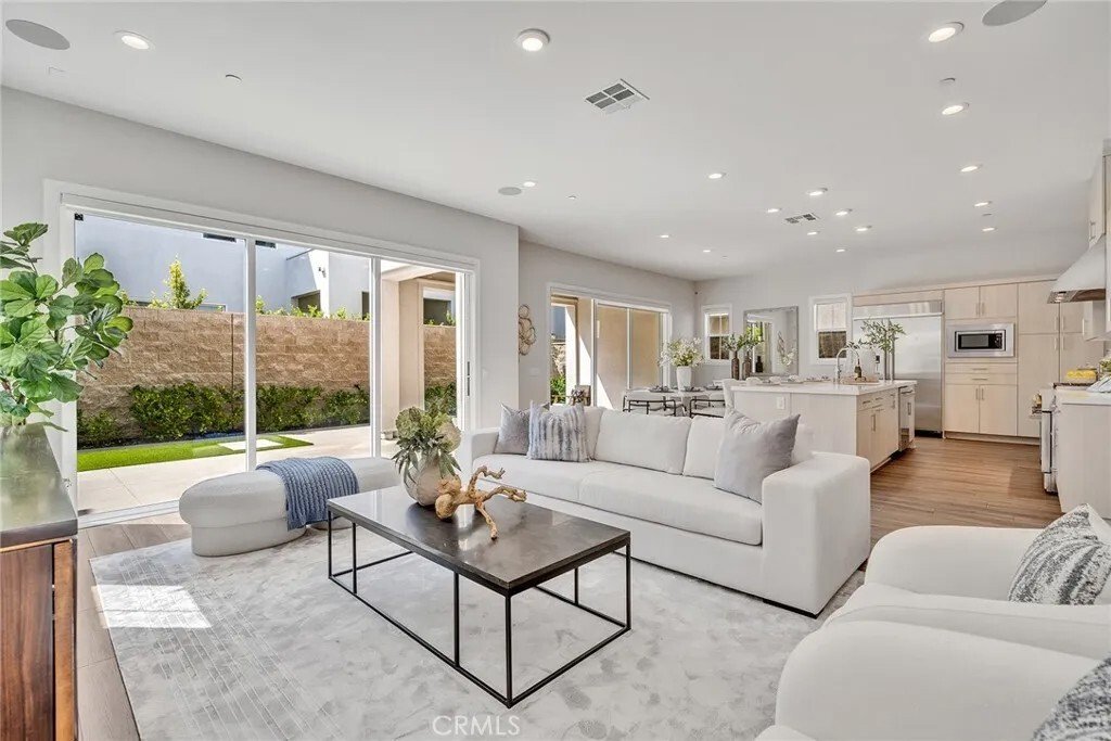 House in Lake Forest, California, United States 4 - 18079425