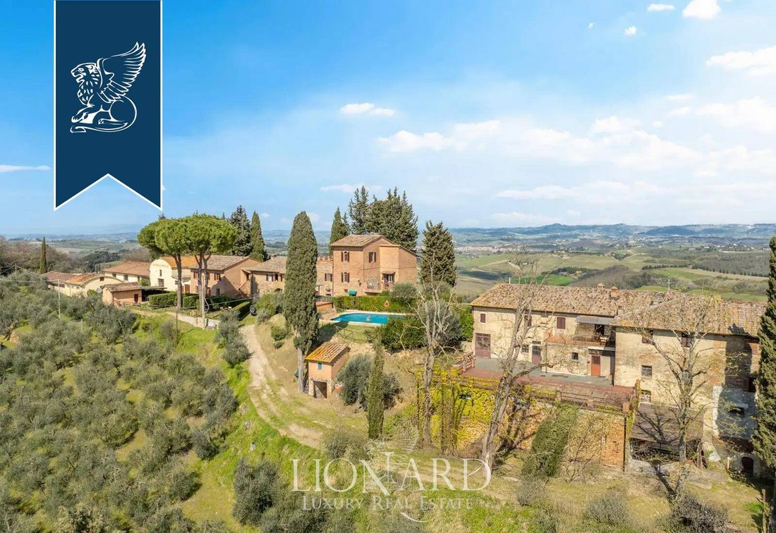 Villa in San Gimignano, Tuscany, Italy 1 - 18087479