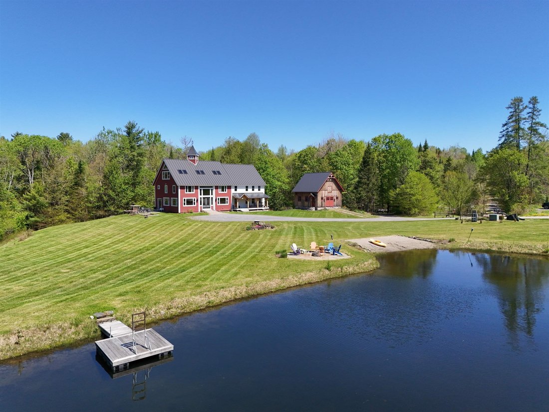 Burke, Vermont, United States 2 - 18083949