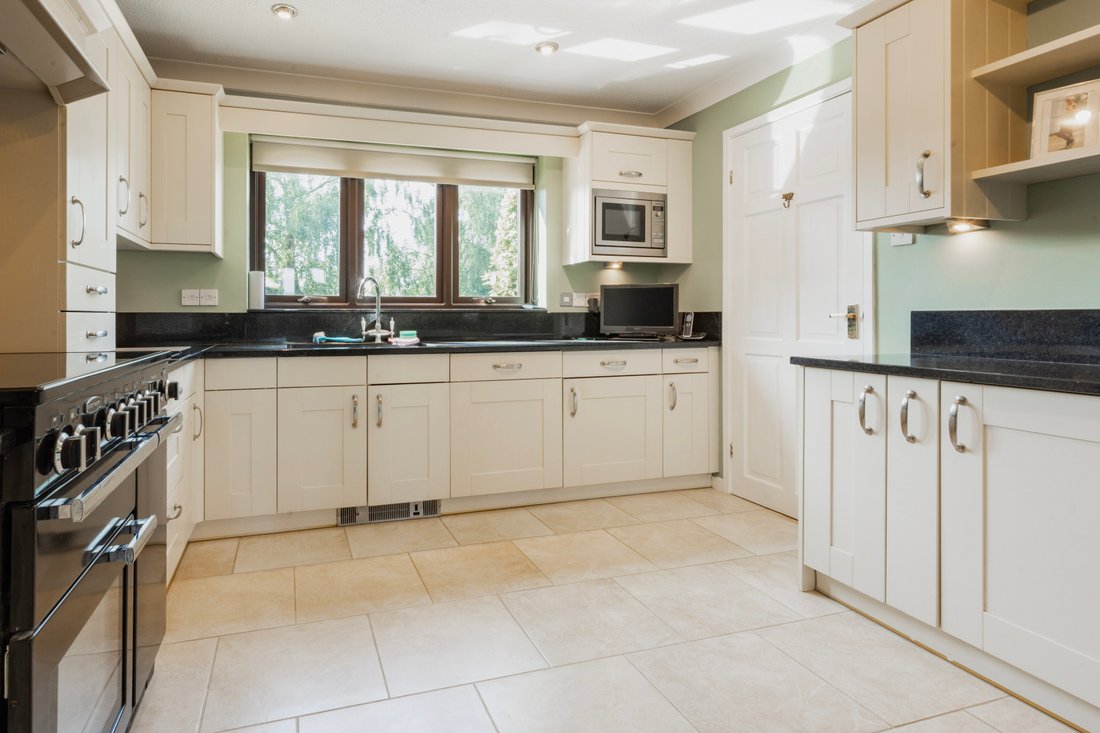 House in East Tuddenham, England 4 - 18083032