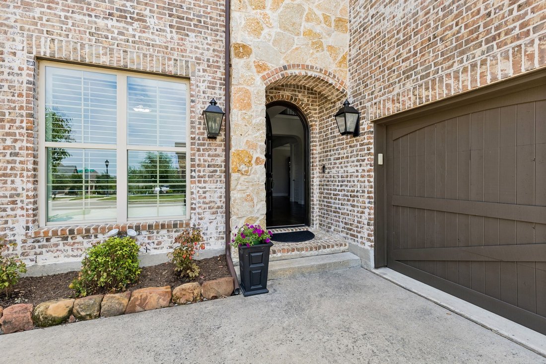 House in Frisco, Texas, United States 3 - 18082495