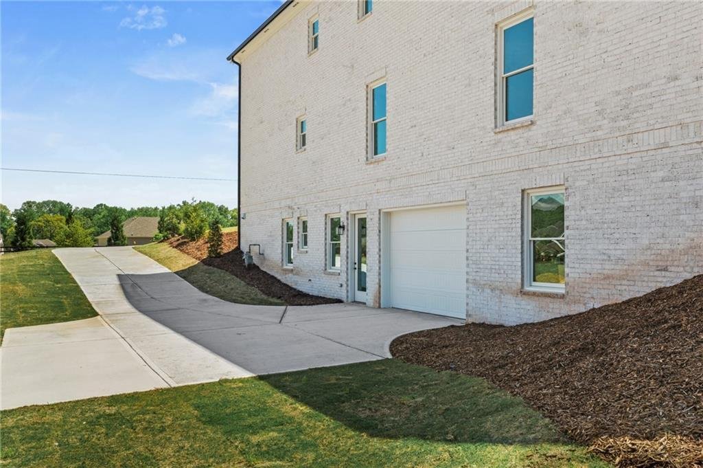 House in Canton, Georgia, United States 2 - 18085771