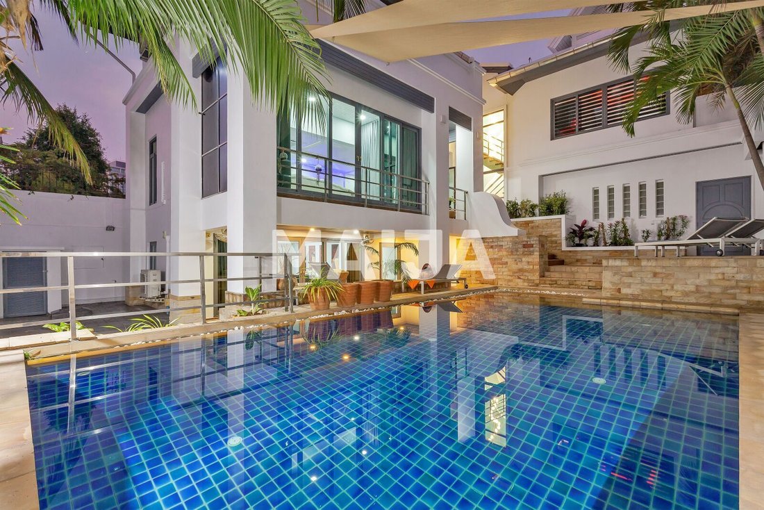 Villa in Pattaya City, Chon Buri, Thailand 1 - 18085081