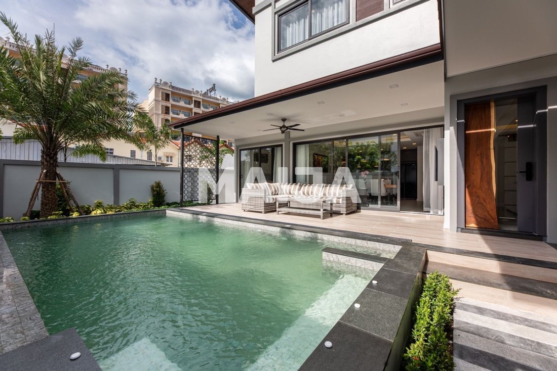 Villa in Pattaya City, Chon Buri, Thailand 2 - 18085039