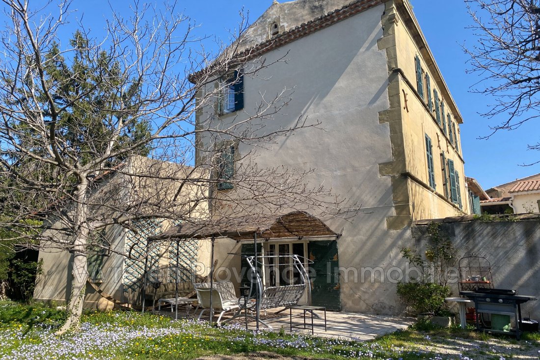 Villa in Nord et Ouest, Eyguières, France 2 - 18089581