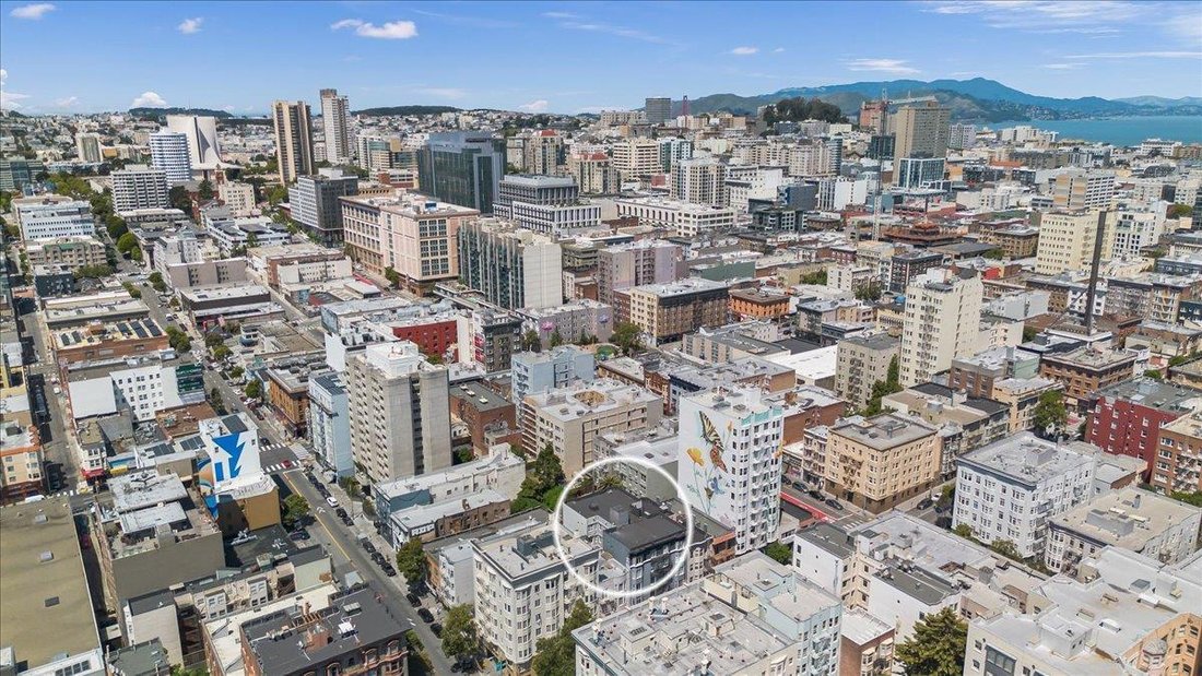 San Francisco, California, United States 4 - 18086596