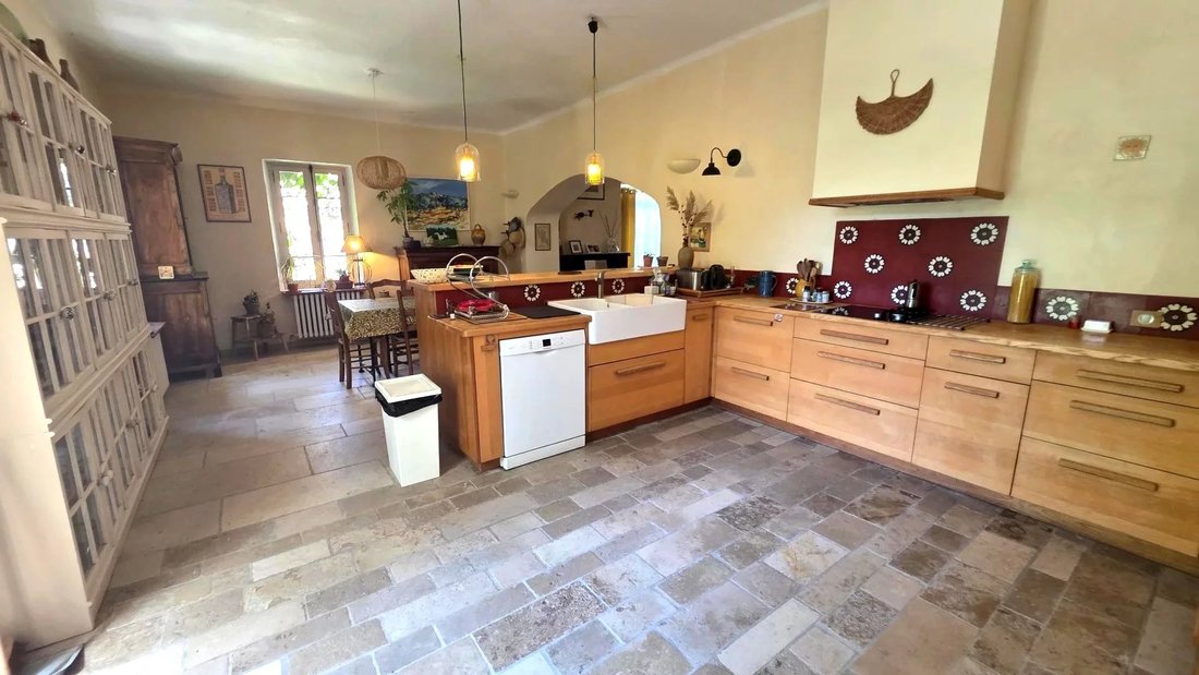 Country House in Rognes, Provence-Alpes-Côte d'Azur, France 5 - 18084585