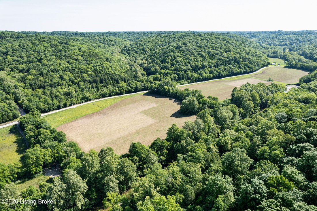 Land in Bedford, Kentucky, United States 4 - 18082487