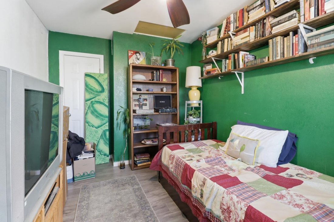 House in Colma, California, United States 4 - 18089363