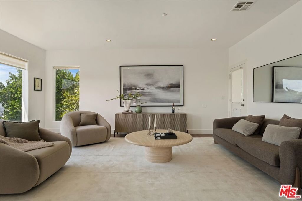 House in Los Angeles, California, United States 5 - 18089674