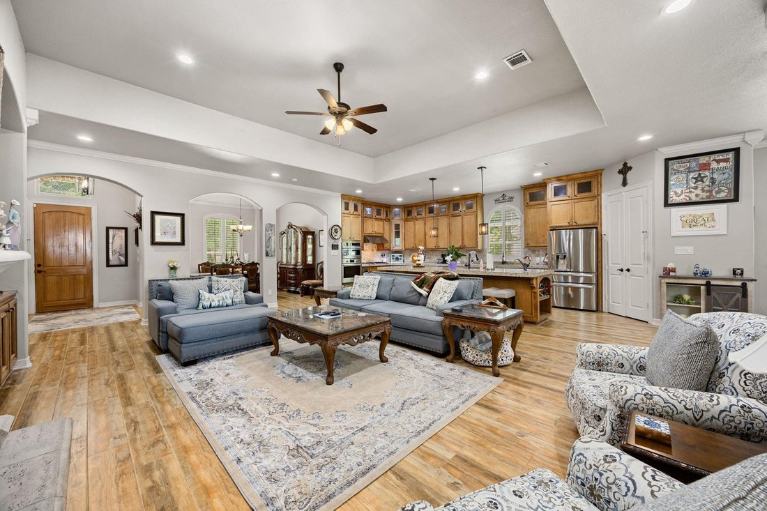 House in Magnolia, Texas, United States 4 - 18089082
