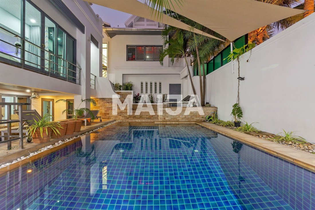 Villa in Pattaya City, Chon Buri, Thailand 2 - 18085081
