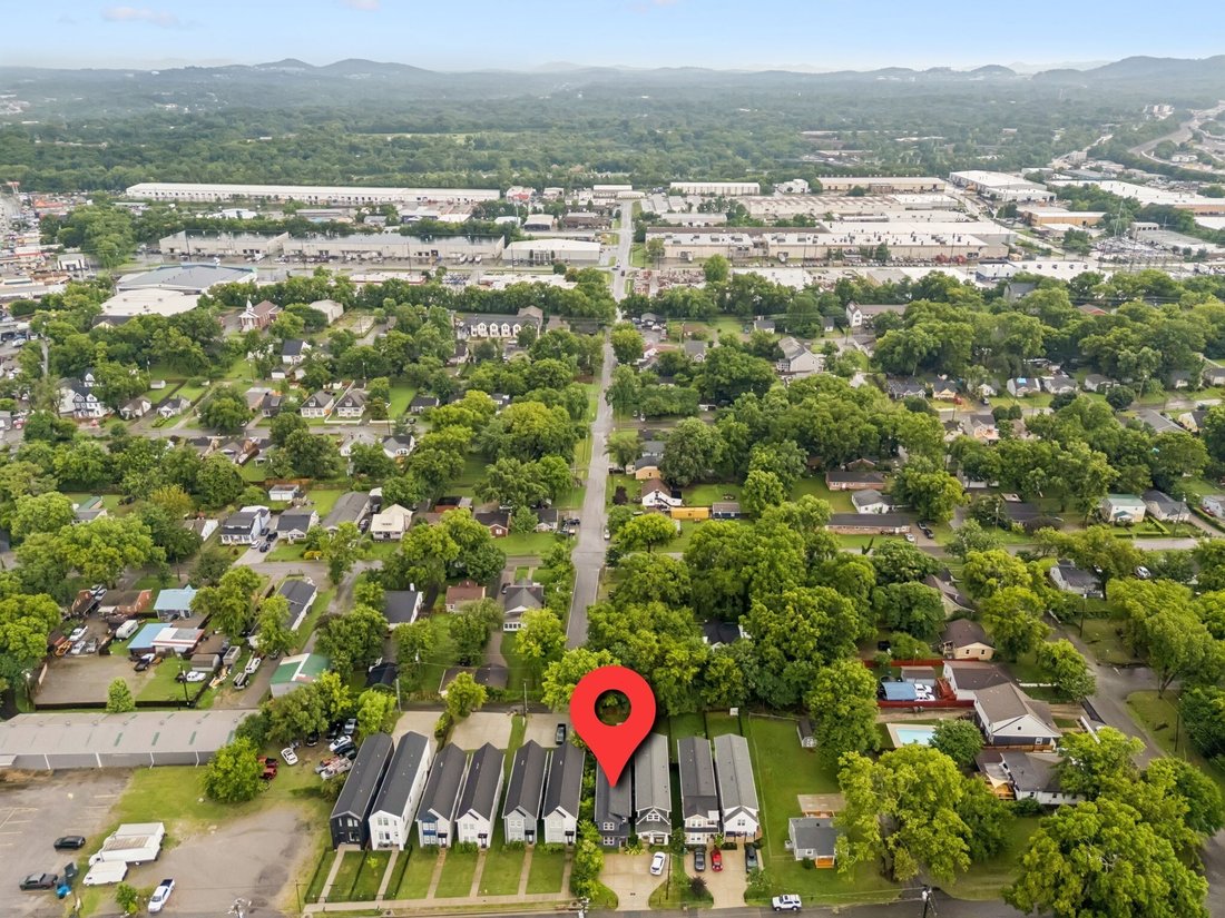 Co Op in Nashville, Tennessee, United States 2 - 18081510