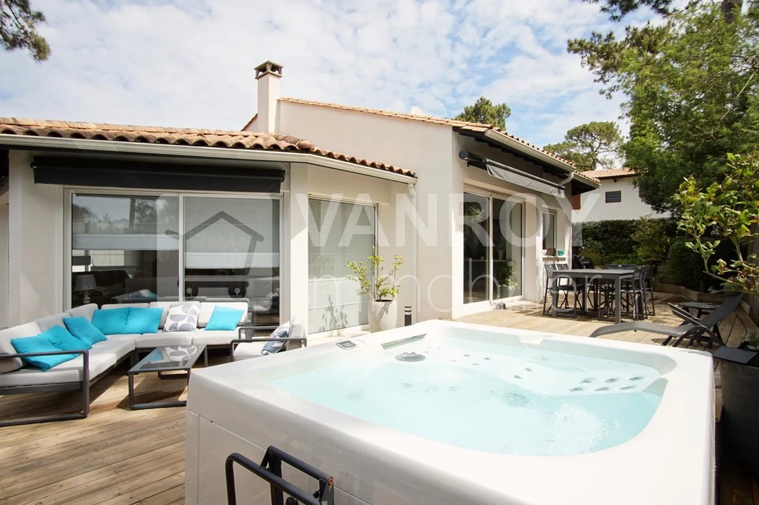 Villa in Le Moulleau-Les Abatilles, Arcachon, France 4 - 18084474