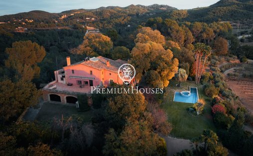 Country House in Gelida, Catalonia, Spain 1