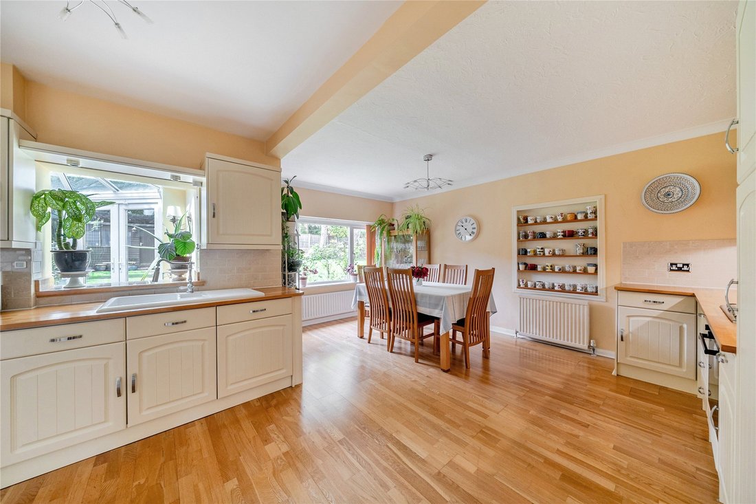 House in Sendmarsh, Send, England 2 - 18084823