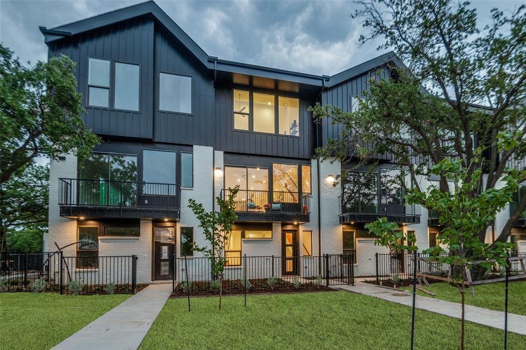 Townhouse in Addison, Texas, United States 1 - 18082029