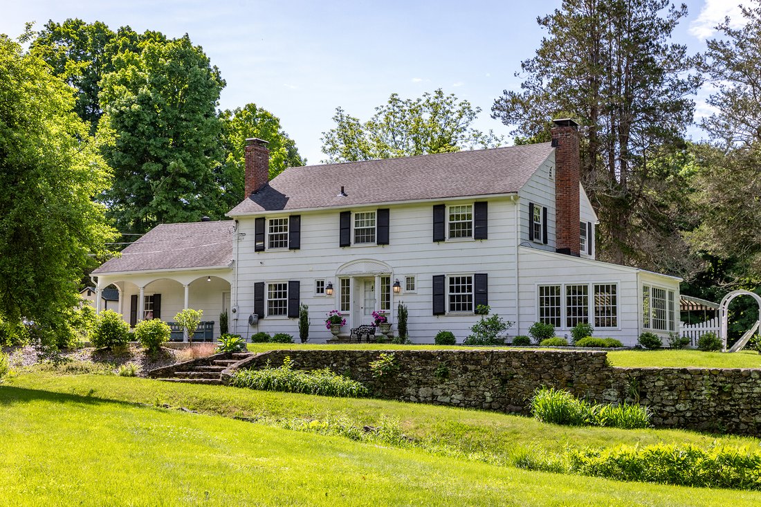 House in Watertown, Connecticut, United States 1 - 18083523