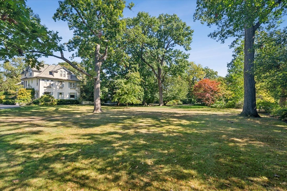 House in Lake Bluff, Illinois, United States 1 - 18086276