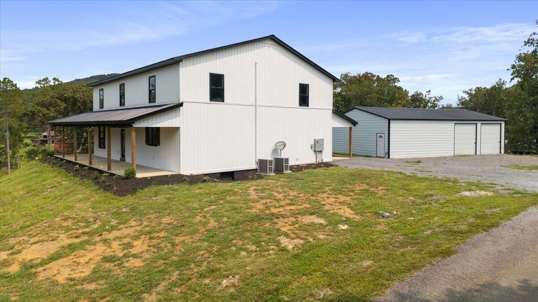 House in Decatur, Tennessee, United States 3 - 18085142