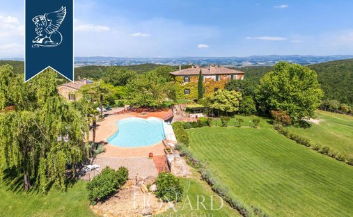 Villa in Murlo, Tuscany, Italy 1