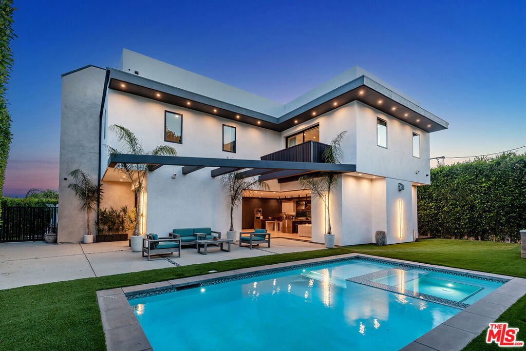 House in Los Angeles, California, United States 1 - 18086814