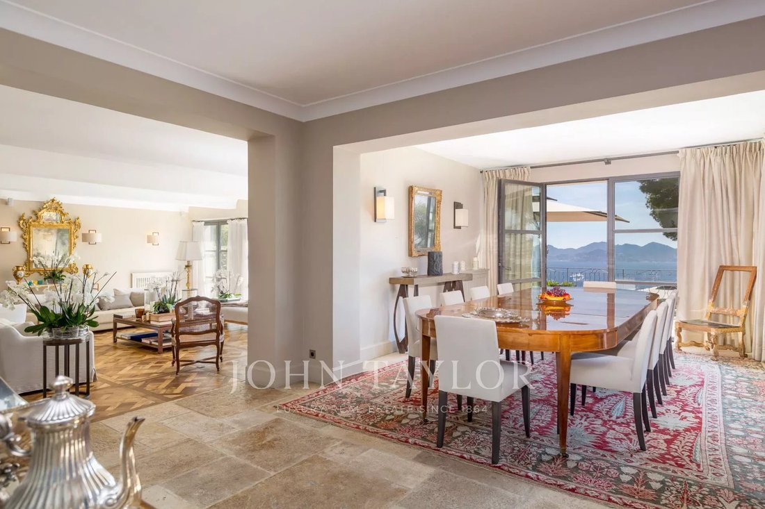 Estate in La Maure-Super Cannes, Vallauris, France 5 - 18083416