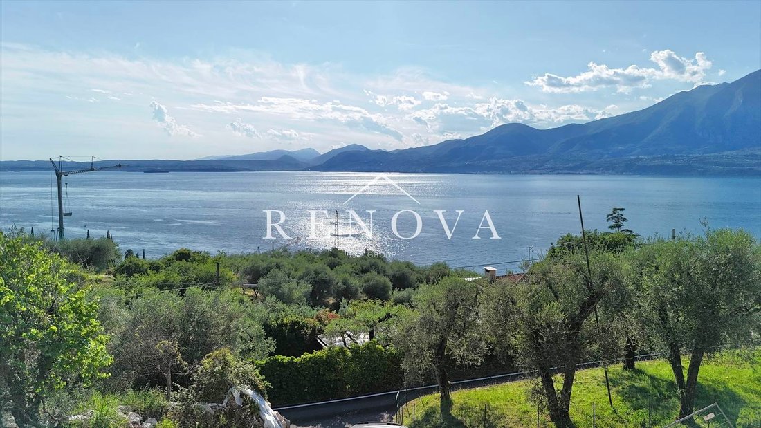 Land in Torri del Benaco, Veneto, Italy 1 - 18076770