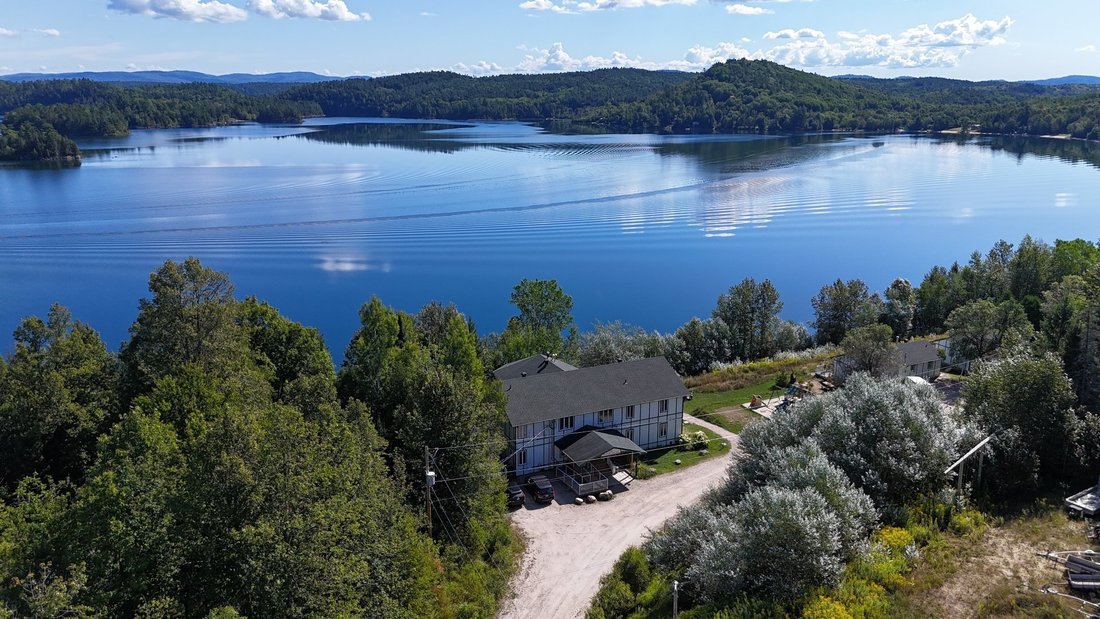 Bouchette, Quebec, Canada 1 - 18086592