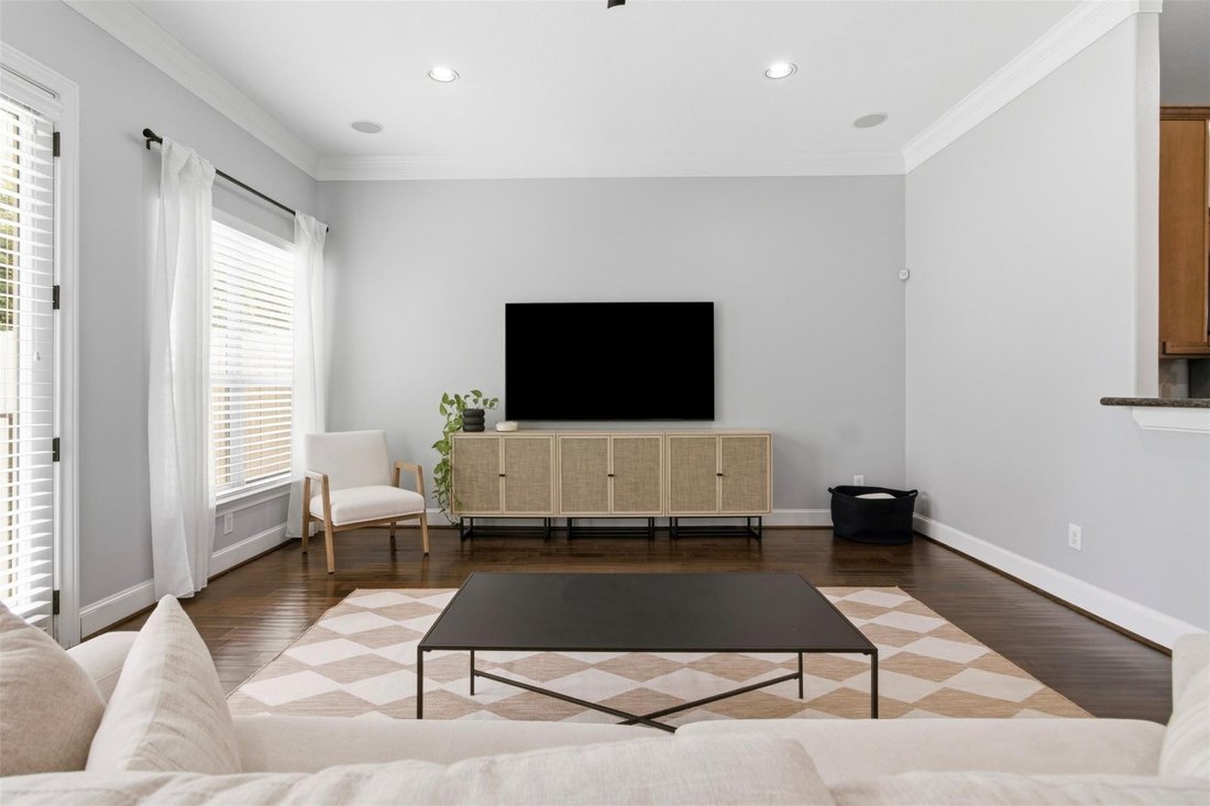 House in Houston, Texas, United States 4 - 18082128