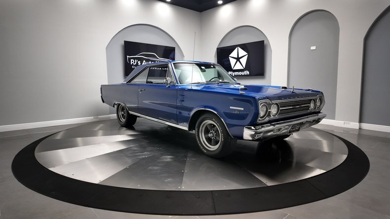 Rare 67 GTX  4-Speed Manual Transmission  4-Wheel Disc Brakes! in Clearwater, United States 5 - 18089067