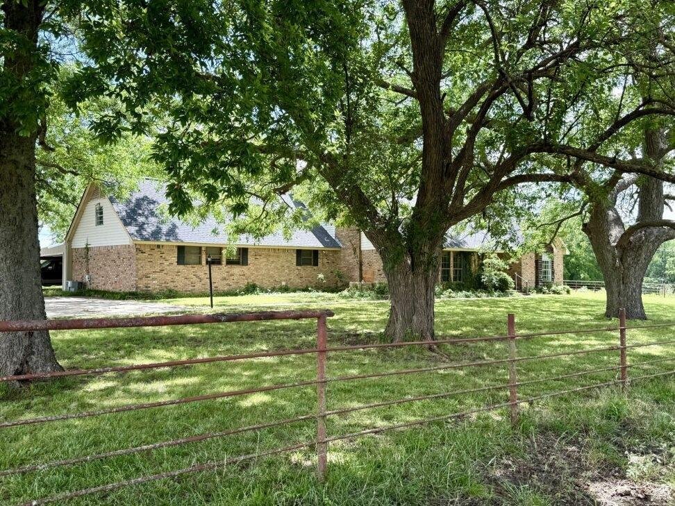 Farm Ranch in Whitewright, Texas, United States 3 - 18087140