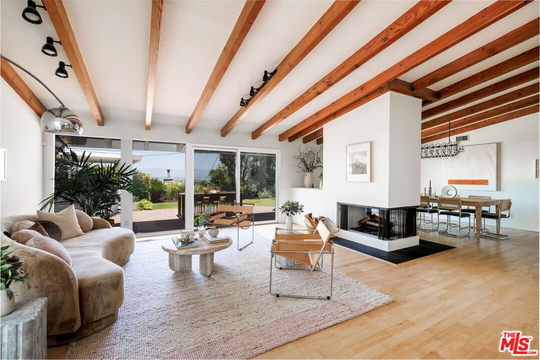 House in Los Angeles, California, United States 1 - 18082917