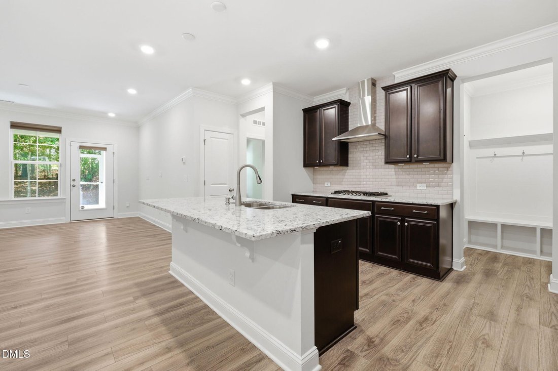 Townhouse in Cary, North Carolina, United States 5 - 18081303