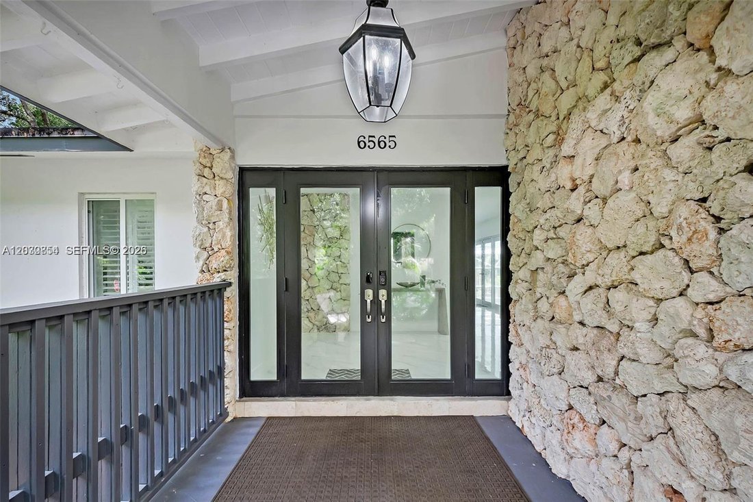 House in Coral Gables, Florida, United States 3 - 18081154