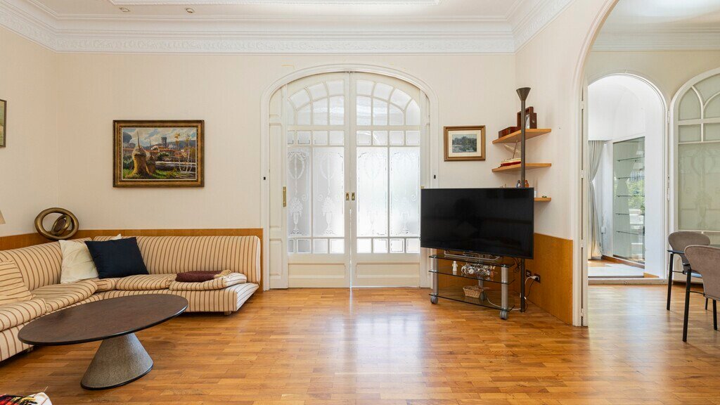 Apartment in Eixample, Barcelona, Spain 5 - 18087252