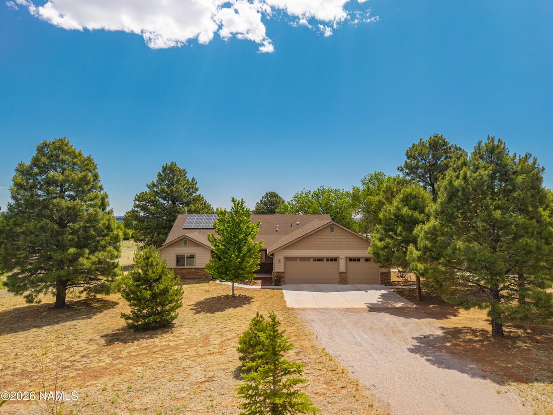 House in Flagstaff, Arizona, United States 2 - 18085754