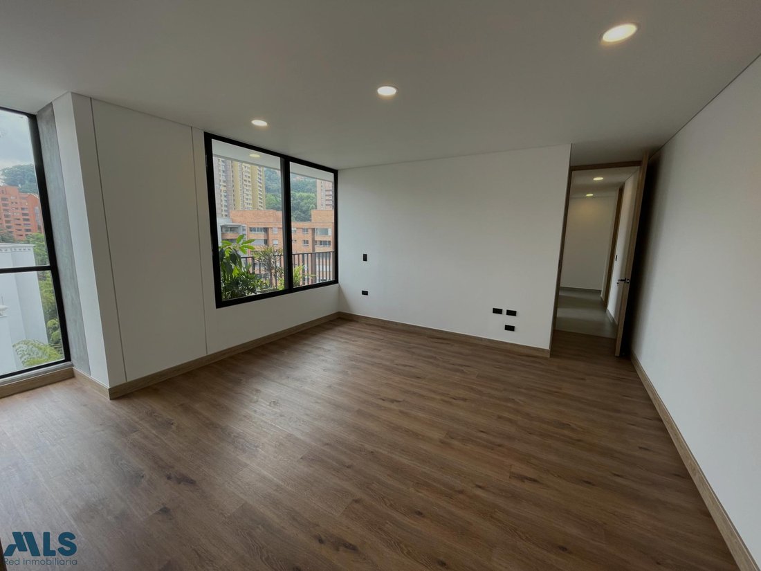Apartment in Medellín, Antioquia, Colombia 3 - 18089239