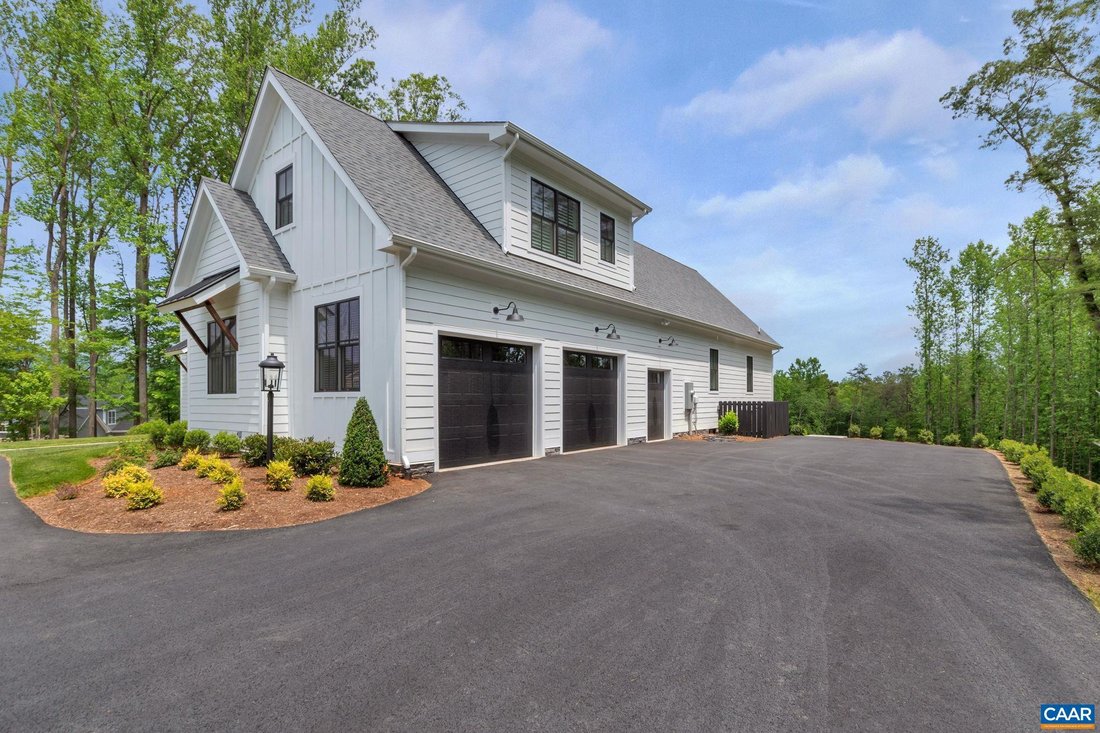 House in Charlottesville, Virginia, United States 4 - 18084702