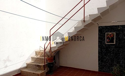 Maison de ville à Ciutadella de Menorca, Îles Baléares, Espagne 1