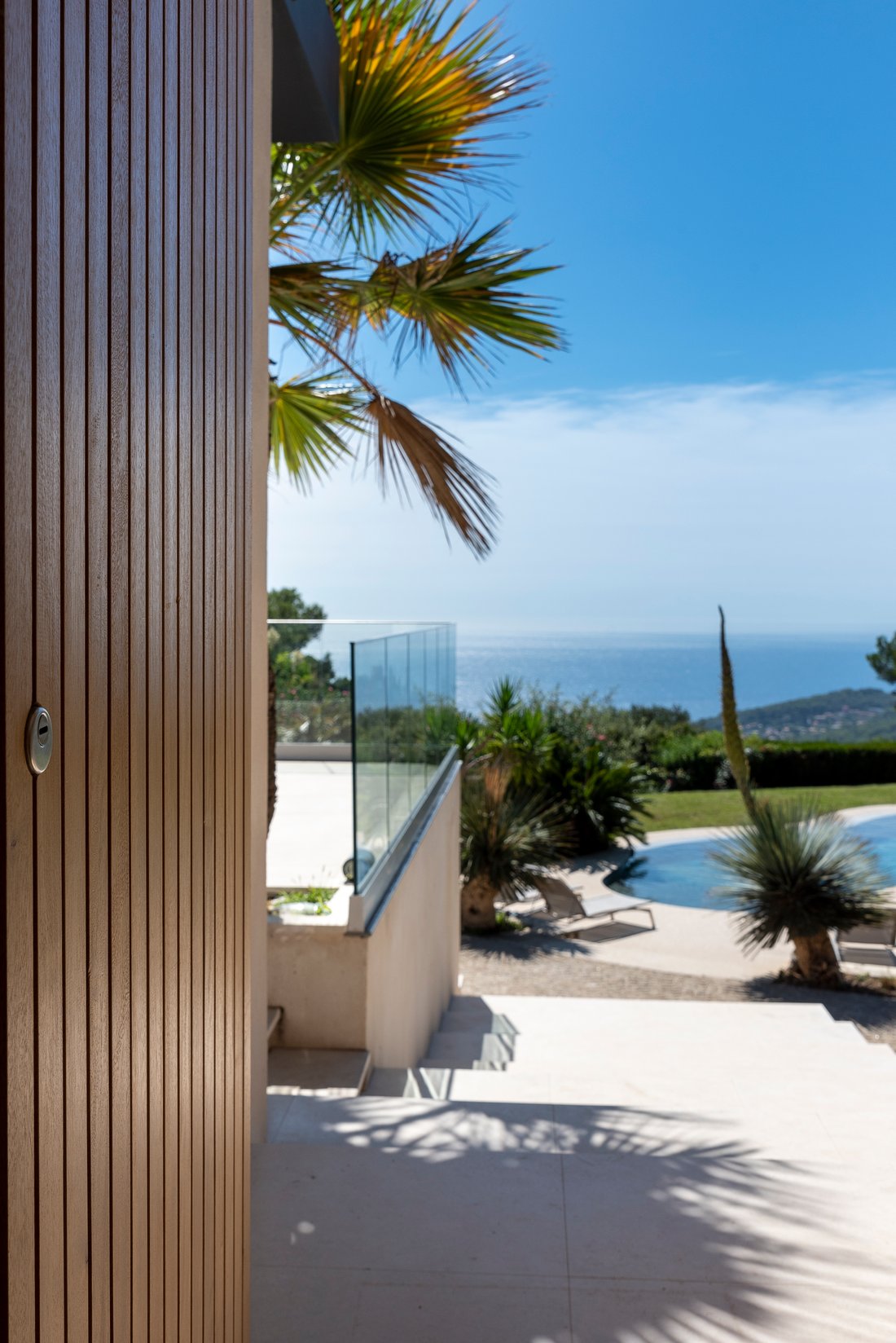 Villa in Villefranche-sur-Mer, Provence-Alpes-Côte d'Azur, France 1 - 13552104