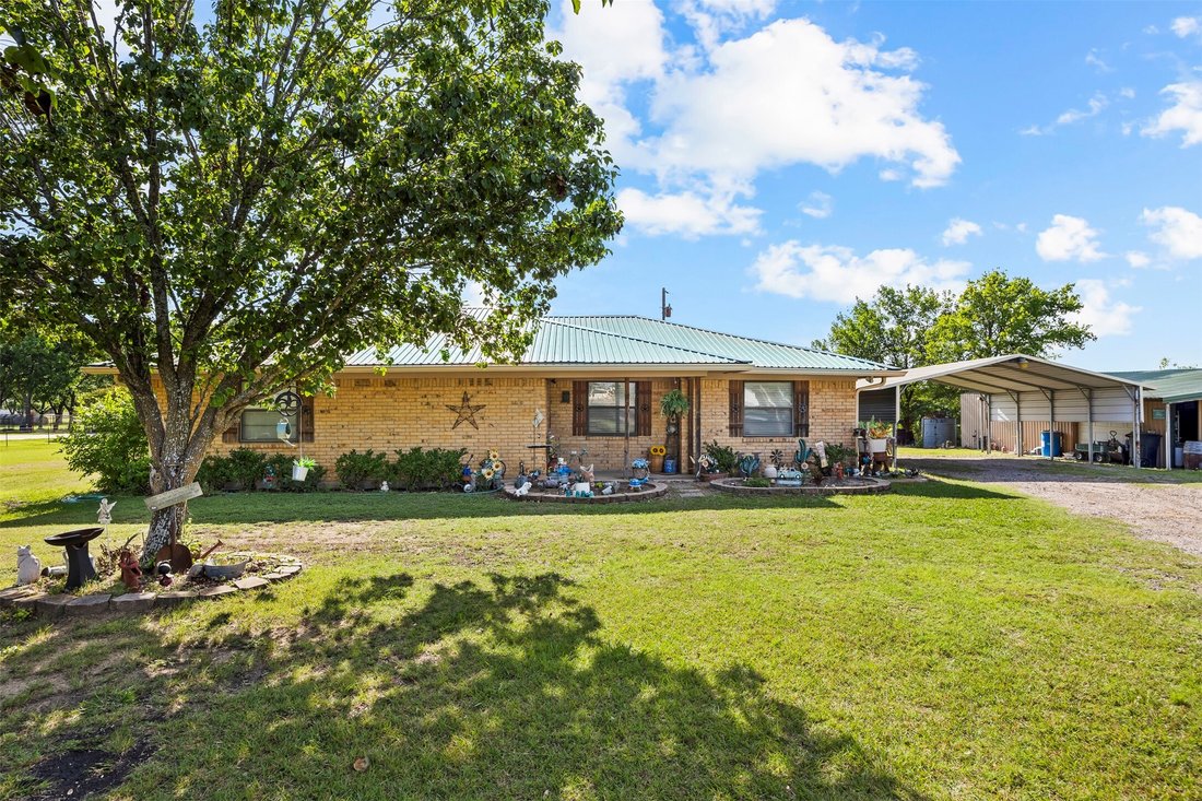 Farm Ranch in Ennis, Texas, United States 1 - 18086050