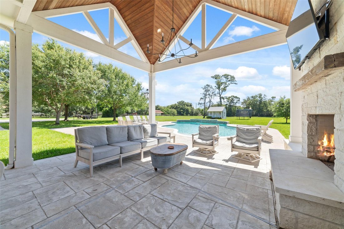 House in Tomball, Texas, United States 2 - 18082014