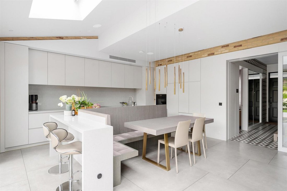 House in West Ealing, Ealing, England 3 - 18089002