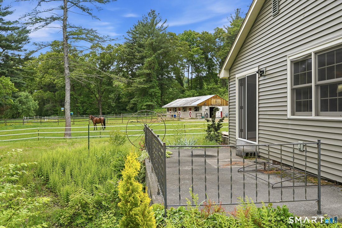 House in Thompson, Connecticut, United States 5 - 18087299