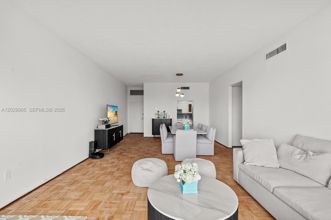 Condo in Bal Harbour, Florida, United States 2 - 18085490