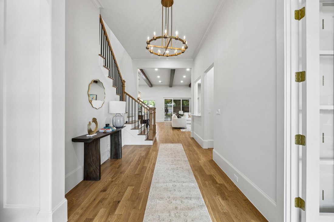 House in Dallas, Texas, United States 3 - 17923979