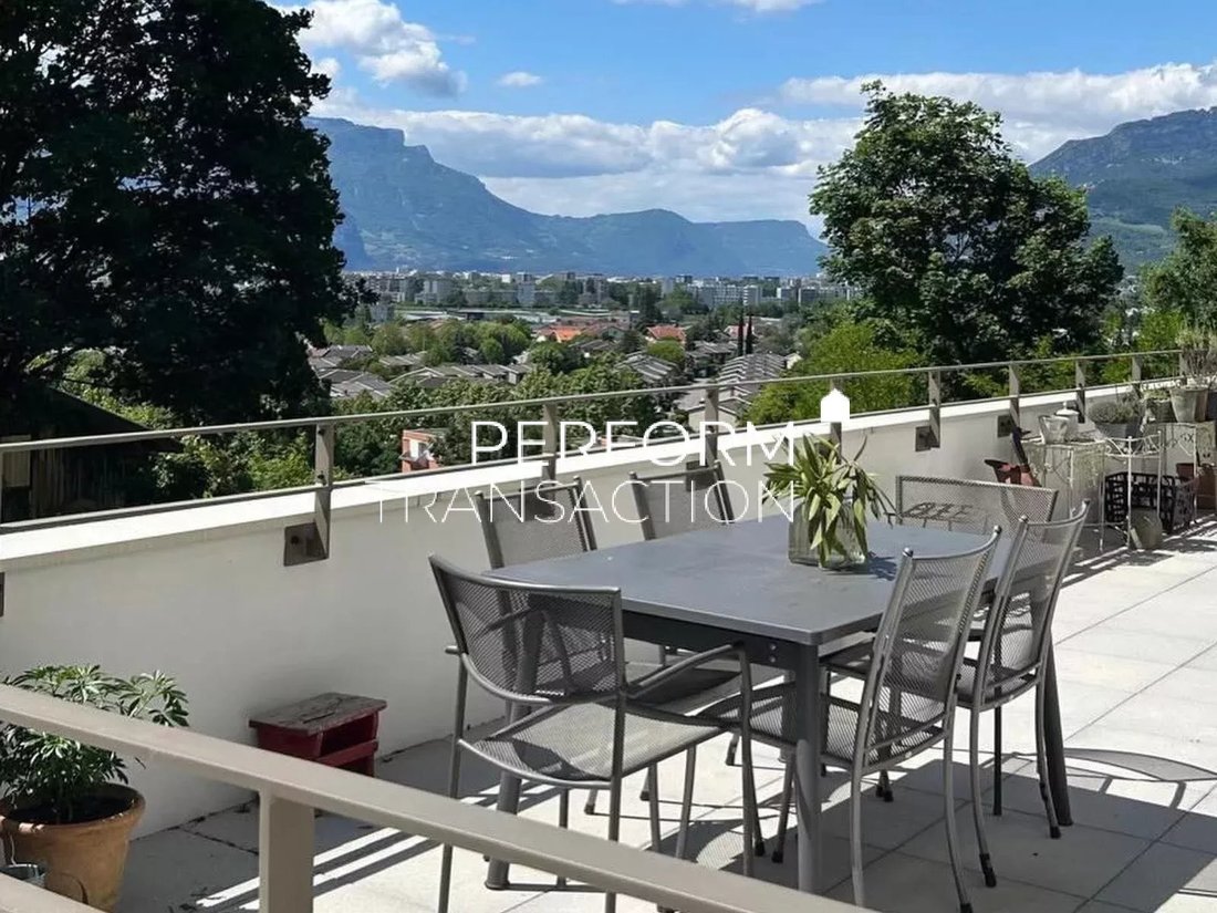 Apartment in Poisat, Auvergne-Rhône-Alpes, France 3 - 18083364