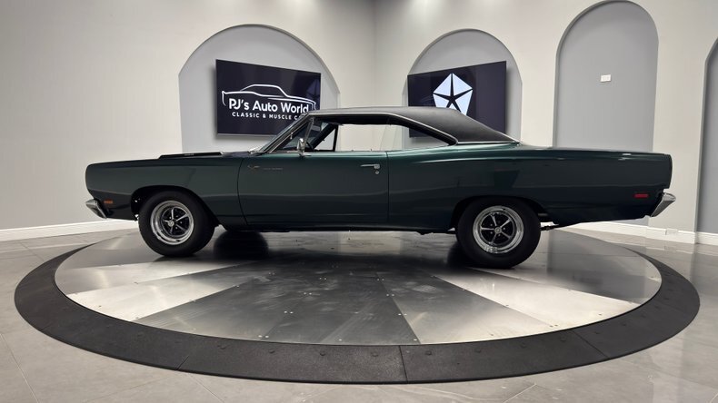 383 V8  4-Speed  Sure-Grip 8 3/4 Rear End! in Clearwater, United States 2 - 18089155